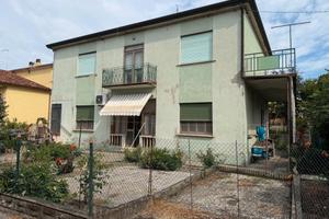 Malcontenta casa gia' divisa in 2 unita' abitative