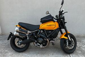DUCATI SCRAMBLER 1100 TRIBUTE PRO
