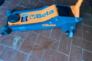 Crick sollevatore auto beta
