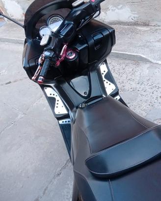 Tmax 500 2010