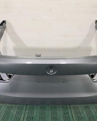 BMW serie 3 G21 G81 Portellone posteriore