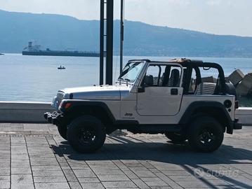 JEEP Wrangler 1ª-2ª s. - 2003
