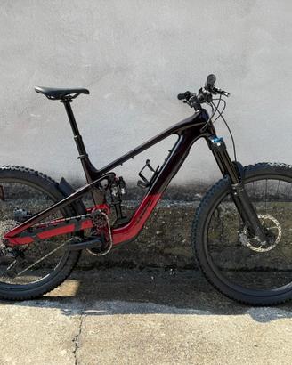 2025 Trek Slash+ Tg L  Updrage Garanzia