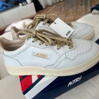 Autry taglia 42