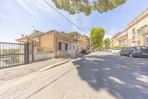 3 LOCALI A GUIDONIA MONTECELIO