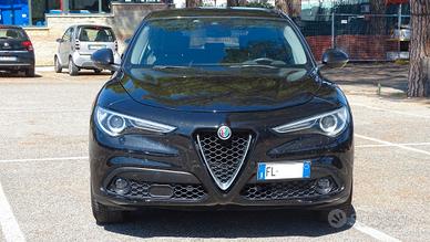 Alfa Romeo Stelvio 2.2 T.diesel 180CV AT8 RWD Supe