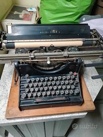 macchina da scrivere olivetti