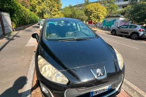 **Peugeot 308 1.6 HDi Turbo Diesel 110 CV**