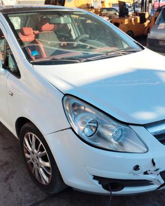 Ricambi Opel Corsa 1.3 benzina anno 2009