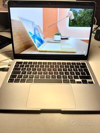 Macbook Air 13 inch 16gb ram 256 gb ssd