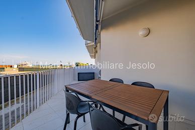 APPARTAMENTO VISTA MARE RESTAURATO A NUOVO