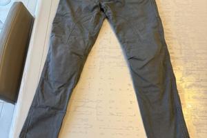 Pantaloni moto