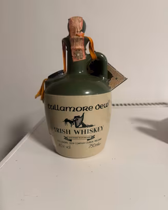 Bottiglia vintage di Tullamore Dew