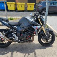 Suzuki gsr 750 2014