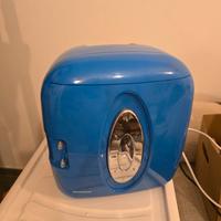 frigo portatile con maniglia rotta 