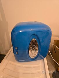 frigo portatile con maniglia rotta 