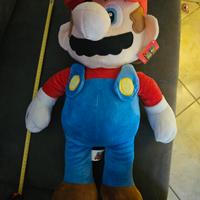 Peluche super Mario e Bart Simpson