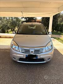 DACIA SANDERO GPL 88.000 KM – NEOPATENTATI – ECONO