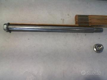 PERNO RUOTA ANT. TYPHOON 255 MM DIAM 15 MM CON DAD