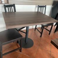 Tavolo in legno 100x70 con piede centrale