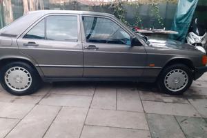 MERCEDES D 190 BENZ  DEL 1986 GRIGIO METALLIZZATO 