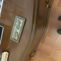 Comò per camera da letto in legno color marrone