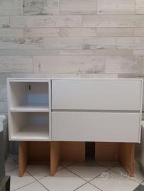 Mobile bagno sospeso