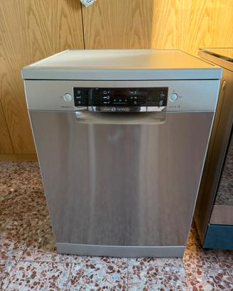 Lavastoviglie Bosh serie 4