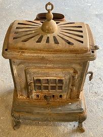 Stufa a legna in ghisa marchio Parlor