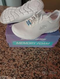 scarpe skechers Memory foam