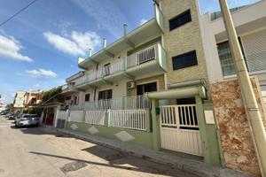 Stabile di due appartamenti - Palagiano