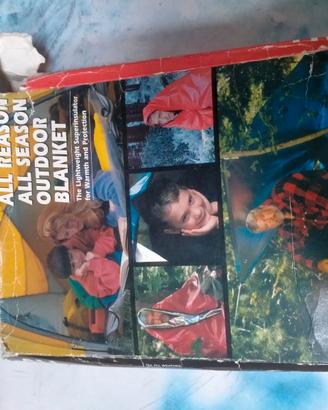 Coperta Termica All Weather Blanket Space brand.