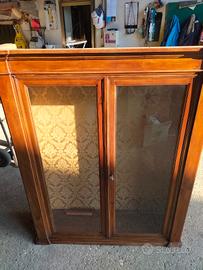 credenza vetrinetta 
