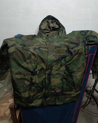 GIUBBA MILITARE CON IMBOTTITURA 