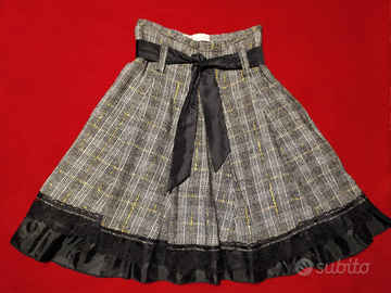 Gonna scampanata elegante per ragazza