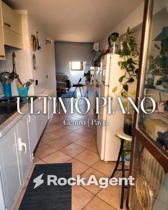Attico / Mansarda di 51 m² con 1 locale a Pavia