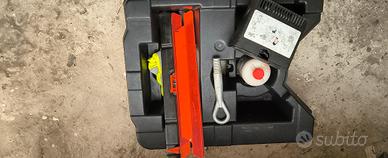 Contenitore kit forature per Nissan Juke F 15 Dies