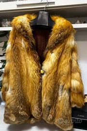 Pelliccia vintage di volpe rossa