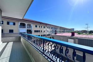 5 LOCALI A GRUMO NEVANO