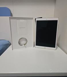 I pad air 256 gb 2019 con caricatore e cover