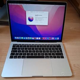 Macbook pro 13 2016 8gb ram I5 256 gb SSD