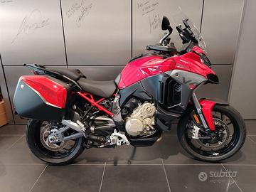 Ducati Multistrada V4 S Travel & Radar