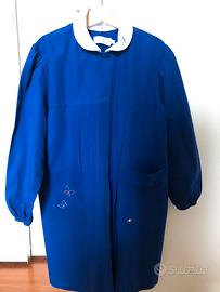 Grembiule Blu marca Punto e virgola