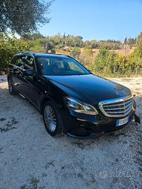  MERCEDES Classe E200