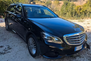  MERCEDES Classe E200