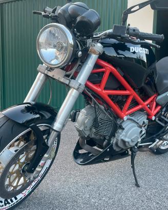 Ducati Monster 620 Dark pronta al uso