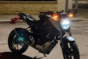 Honda CB 125 R