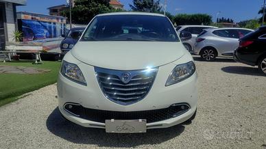 Lancia Ypsilon 1.2 69 CV 5 porte GPL Ecochic Silve