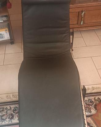 chaise longue