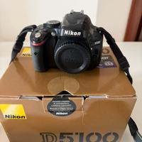 Macchina fotogratica reflex Nikon D5100